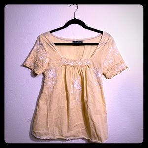 Summery Short-Sleeve Blouse